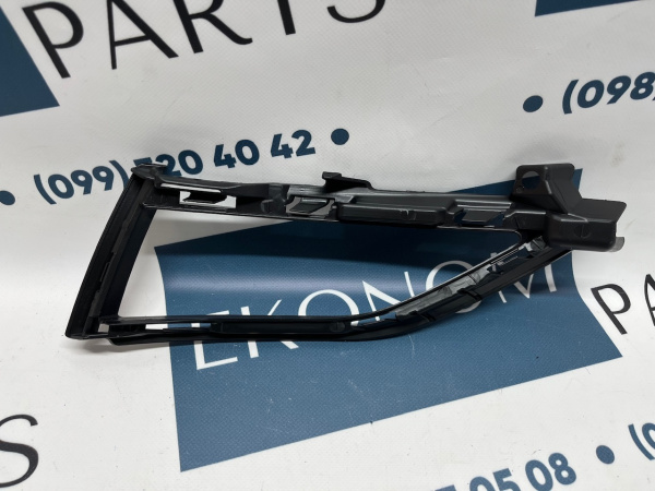 5G09533211H9B9 Рамка противотуманной фары левая Volkswagen Golf 7.5 2017-2019