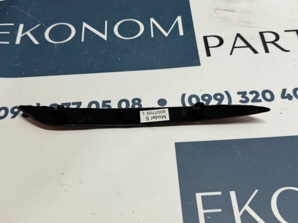 6007705-00-D Катафот заднего бампера левый Tesla Model S 2012-2020