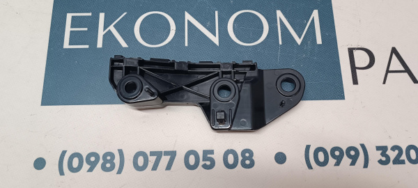 KD45500T1C Крепление переднего бампера (маленькое) правое Mazda CX-5 2012-2016