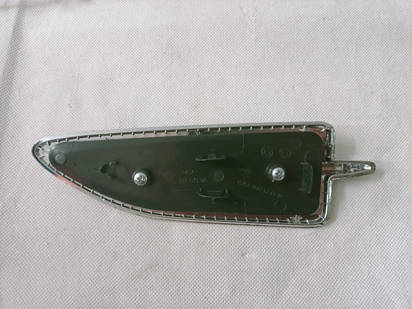 CJ5Z-16228-AB Накладка (молдинг) переднего крыла правая Ford Escape 2013-2016