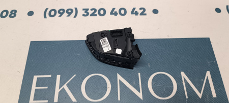 1879684-00-A Кнопка на руле левая Tesla Model 3 2024-