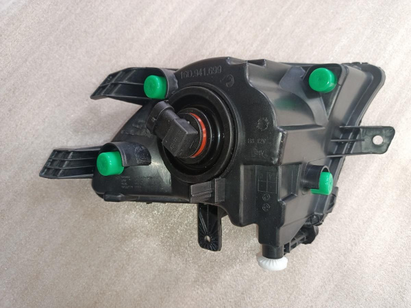 5C7941699R Противотуманная фара левая Volkswagen Jetta 2016-2018