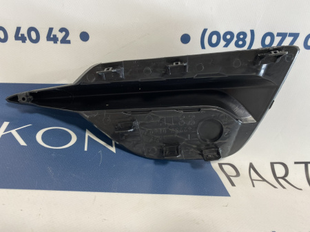 62257HV10A Заглушка противотуманной фары левая чорная Nissan Qashqai 2018-2022