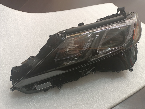 8115006G10 Фара LE/XLE левая Toyota Camry USA 2021-