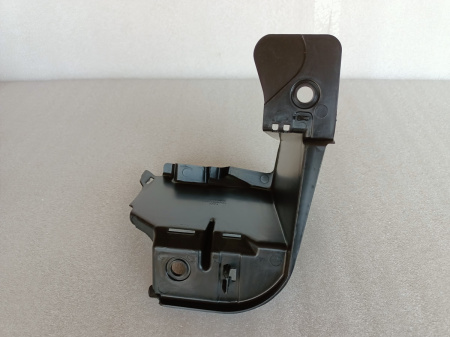 B63B501V1 Дефлектор радиатора левый Mazda 3 2013-2018