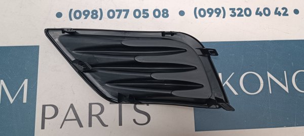 622569HS0A Заглушка противотуманной фары правая Nissan Altima 2016-2018