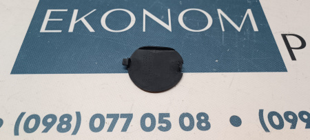 BHN150A11BB Заглушка буксировочного крюка переднего бампера Mazda 3 2013-2016