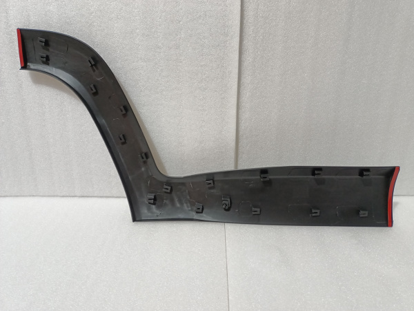 5VX87LXHAA Накладка двери задняя левая Jeep Renegade 2017-2019