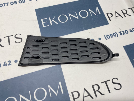 68079852AB Заглушка противотуманной фары правая Dodge Journey 2011-2019