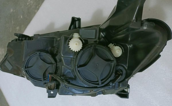 84650573 Фара правая галоген Chevrolet Malibu 2019-