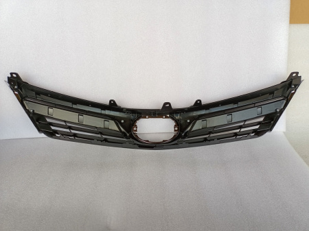 5310106350 Решетка радиатора LE Toyota Camry 2012-2014