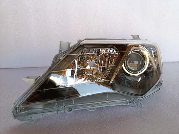8117006890 Фара темная USA левая Toyota Camry 2012-2014