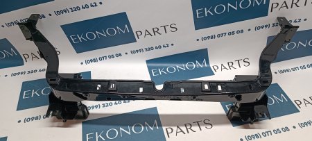 LJ9Z16138D Планка (опора) радиатора верх Ford Mustang Mach-E 2021-