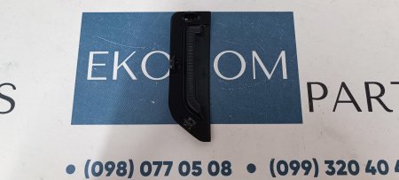 M1PZ16228B Накладка (молдинг) переднего крыла верхняя правая Ford Bronco Sport 2021-2026