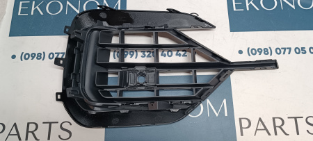 760854661H041 Решетка переднего бампера R-LINE левая Volkswagen Touareg 2019-