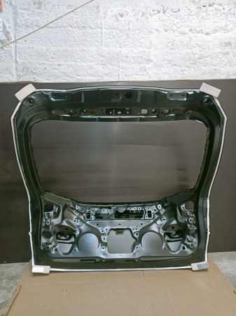67005-F4070 Крышка багажника Toyota C-HR 2017-