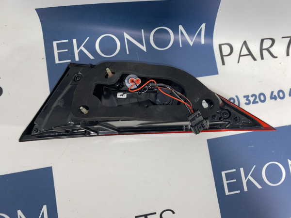 92403-F3000 Фонарь задний внутренний левый LED Hyundai Elantra 2016-2018