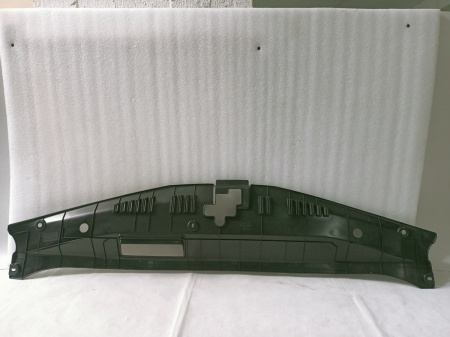 5329506190 Накладка замка капота Toyota Camry 2018-2021