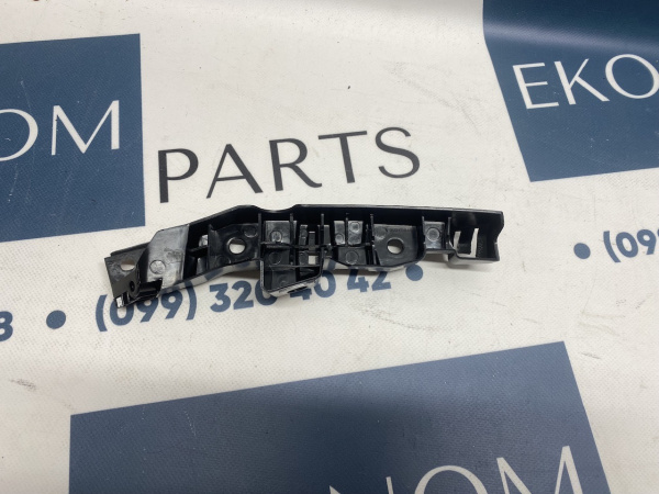 561807050A Крепление переднего бампера правое Passat B9 2019-