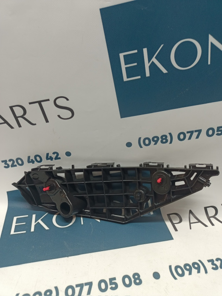 521450E100 Крепление переднего бампера правое Toyota Highlander 2020-