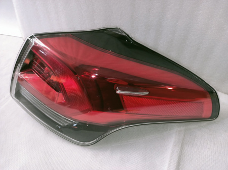 81551-42190 Фонарь задний наружный правый LED Toyota RAV4 2016-2018