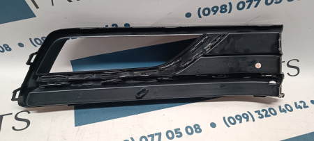 561854661MRYP Рамка противотуманной фары USA (хром) левая Volkswagen Passate B8 2016-2018