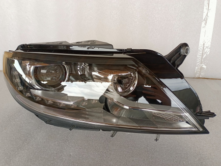 3C8 941 754 Q Фара правая EU Volkswagen Passate CC 2013-2018