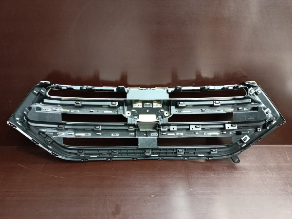 FT4Z-8200-BA Решетка радиатора черная Ford Edge 2015-2018
