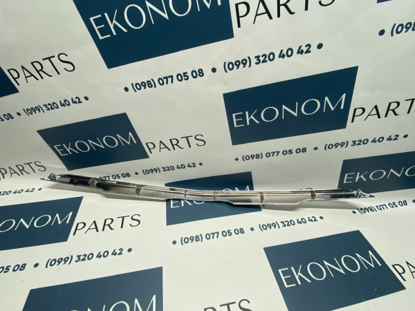 84792993 Хром переднего бампера Chevrolet Еquinox 2022-2024