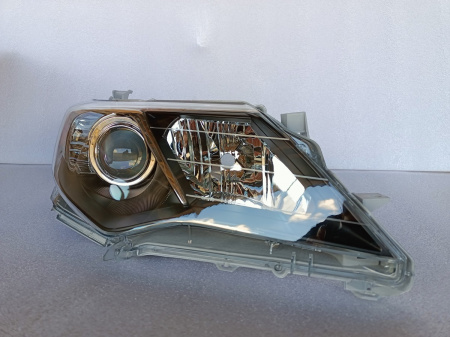 8113006890 Фара темная USA правая Toyota Camry 2012-2014