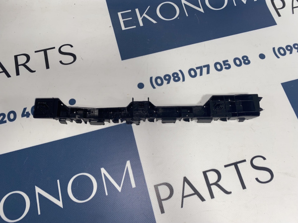 71198-T7A-J00 Крепление переднего бампера левое Honda HR-V 2014-2018