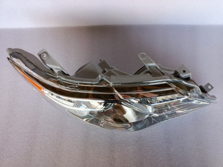 8111006470 Фара светлая USA правая Toyota Camry 2012-2014