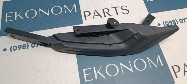 Заглушка-накладка противотуманной фары правая Nissan Qashqai 2014-2017