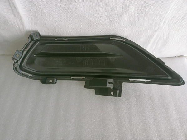 DS7Z-17B814-AB Заглушка противотуманной фары правая Ford Fusion 2013-2016