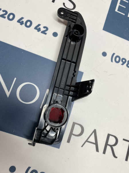 81910-08010 Катафот задний правый Toyota RAV4 2019-2021