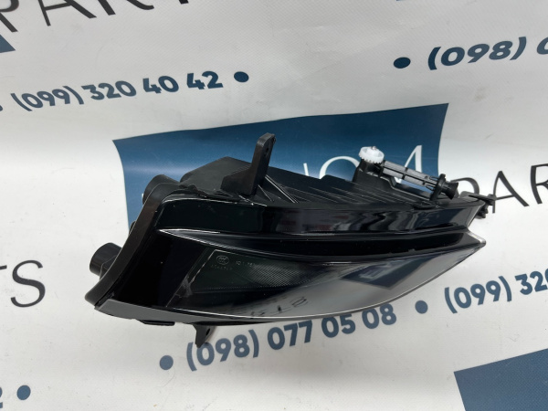 5GM941662 Противотуманная фара правая Volkswagen Golf 7.5 2017-2019