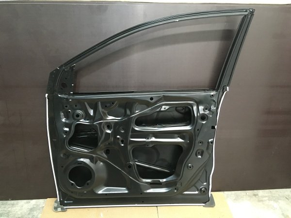 67010-T0A-A90ZZ Дверь передняя правая Honda CR-V 2012-2016