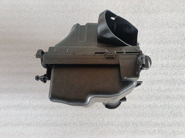 16500-3RC2A Корпус воздушного фильтра Nissan Sentra 2012-2018