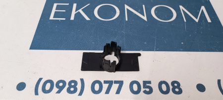 285336RA0C Крепление парктроника переднего бампера правое Nissan Rogue (X-Trail) 2021-2026