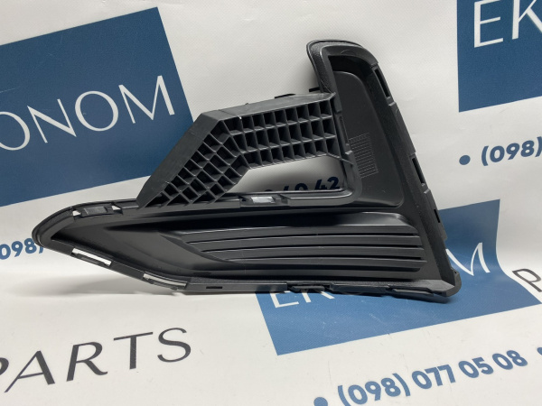 62256-6LB0A Заглушка противотуманной фары правая Nissan Sentra 2019-2023