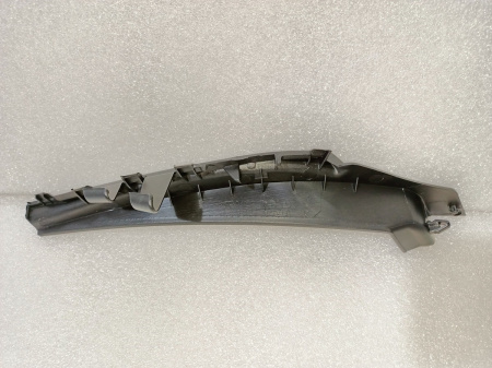 668943SG0A Уплотнитель решетки дворников (жабо) правый Nissan Sentra 2012-2018