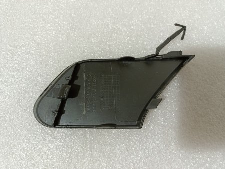 GV45-17A989-ACW Заглушка крюка переднего бампера Ford Escape 2017-2019