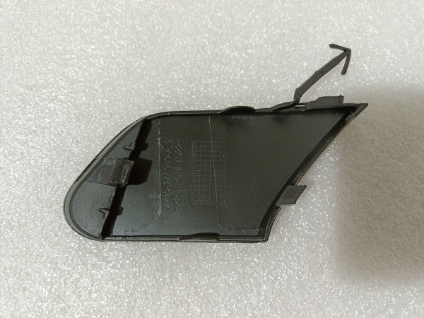 GV45-17A989-ACW Заглушка крюка переднего бампера Ford Escape 2017-2019