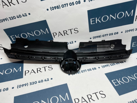 5HG853651C Решетка радиатора Volkswagen Golf 8 2020-