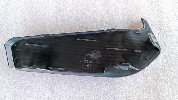 23478393 Заглушка противотуманной фары левая Chevrolet Malibu 2016-2019