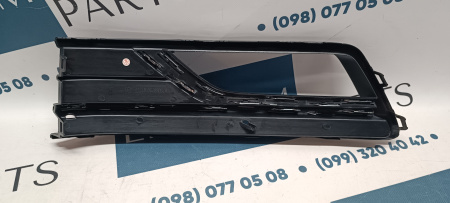 561854662HRYP Рамка противотуманной фары USA (хром) правая Volkswagen Passate B8 2016-2018