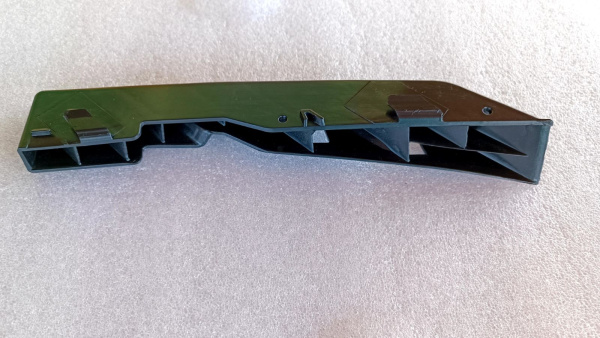 86584-2T500 Крепление переднего бампера правое Kia Optima/K5 2014-2015