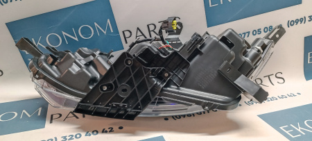 26010-6MR0A Фара (с желтым катафотом) USA правая Nissan Qashqai 2018-2022