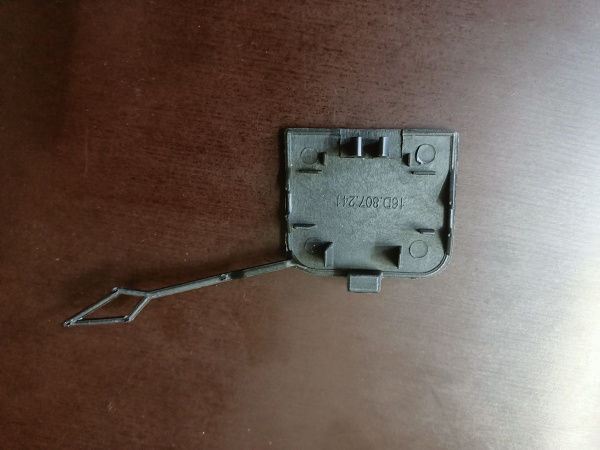 5C6-807-241-F-GRU Заглушка крюка переднего бампера Volkswagen Jetta 2016-2018