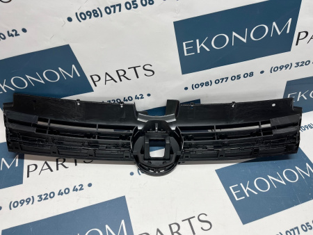 5G0853651CCZLL Решетка радиатора Volkswagen Golf 7.5 2017-2019